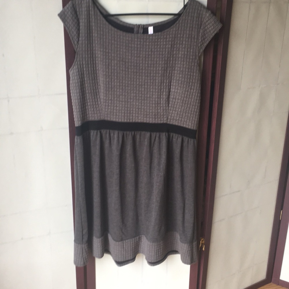 Grey dress